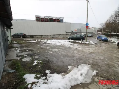 Garaj langa Carrefour - pe teren proprietate - foto 3