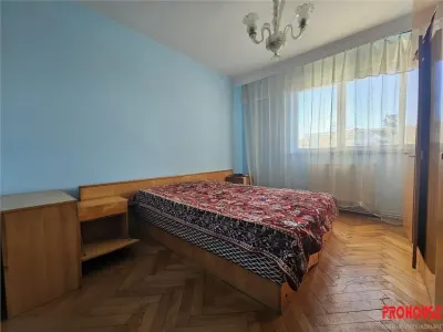 Apartament 3 camere Buhusi - poza 4