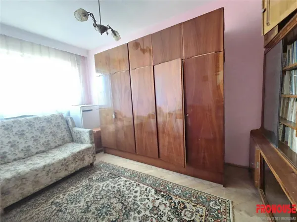 Apartament 3 camere Buhusi - poza 5
