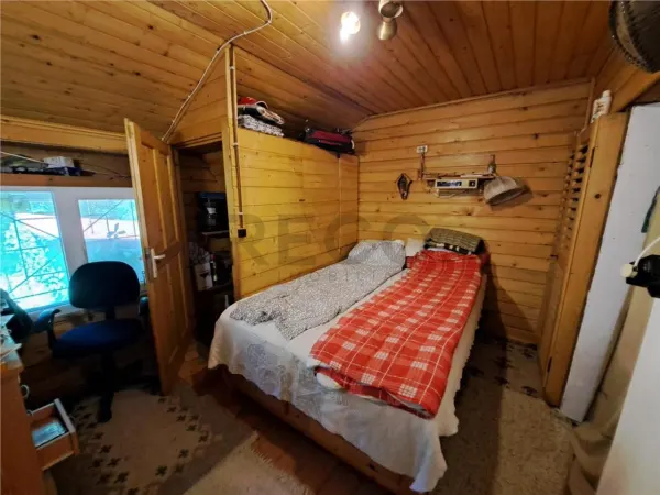 Casă 7 camere Pietroasa - poza 17