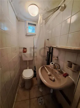 Casă 7 camere Pietroasa - poza 23