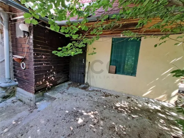 Casă 7 camere Pietroasa - poza 25