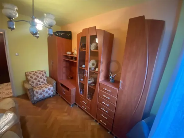Apartament 3 camere Marghita - poza 4