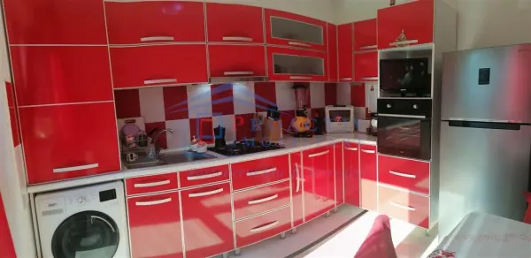 Casă 6 camere Ipotești - poza 2