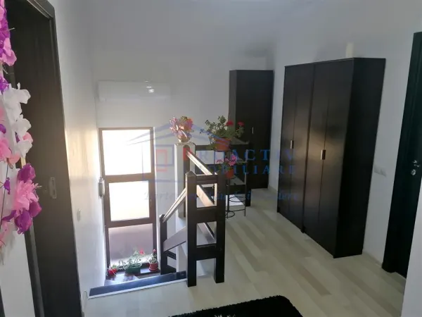 Casă 6 camere Ipotești - poza 5