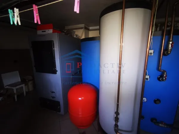 Casă 12 camere Ipotești - poza 11