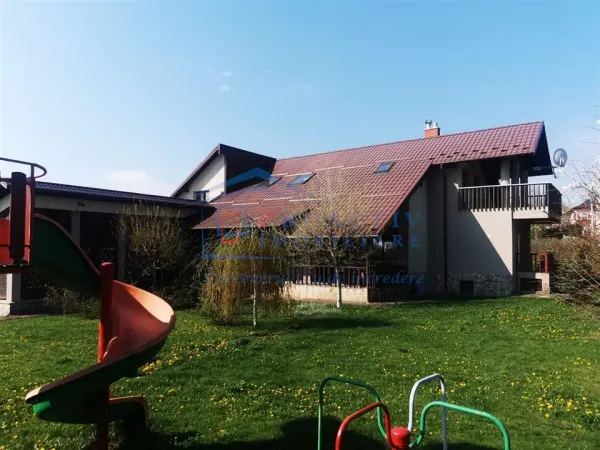 Casă 12 camere Ipotești - poza 19