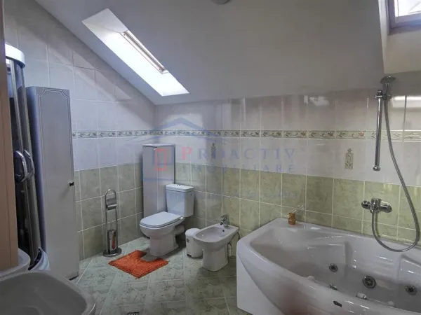 Casă 12 camere Ipotești - poza 7