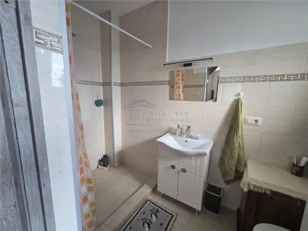 Casă 3 camere Ipotești - poza 3