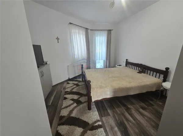 Casă 3 camere Ipotești - poza 6