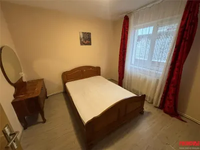 Apartament 3 camere Bacău - poza 3