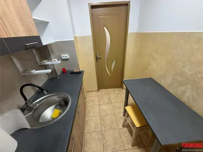 Apartament 3 camere Bacău - poza 10