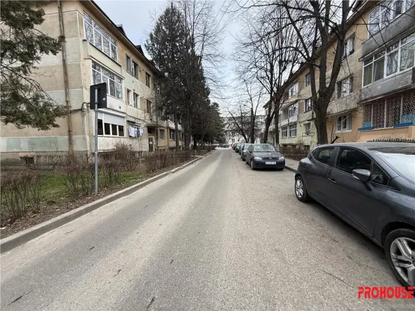 Apartament 2 camere Bacău - poza 1