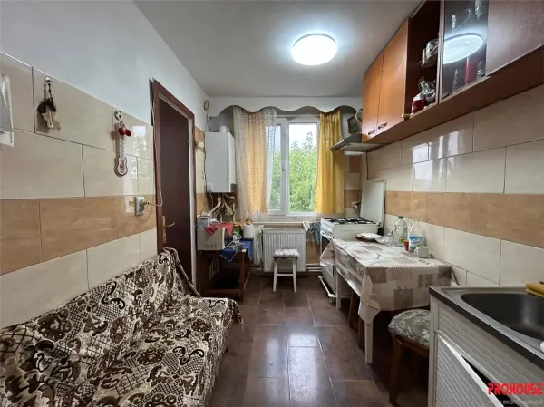 Apartament 3 camere Bacău - poza 6