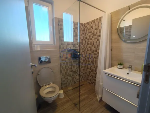 Casă 4 camere Ipotești - poza 12