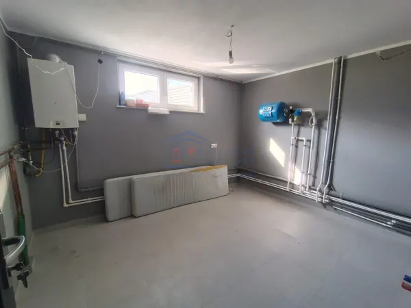 Casă 4 camere Ipotești - poza 14