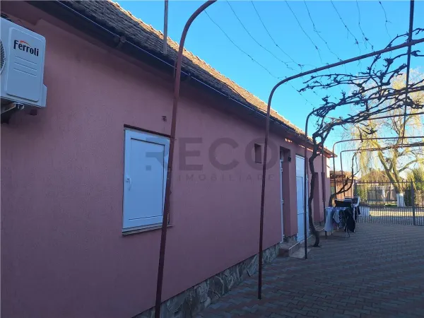 Casă 5 camere Tarian - poza 3