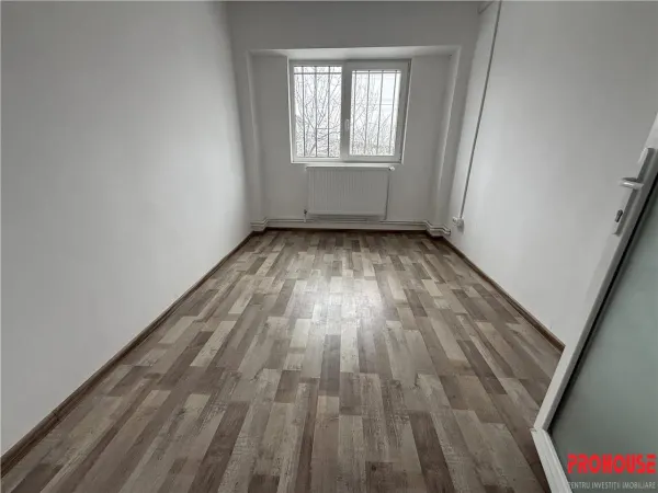 Spațiu comercial Bacău - poza 19