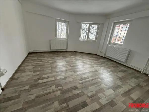 Spațiu comercial Bacău - poza 7