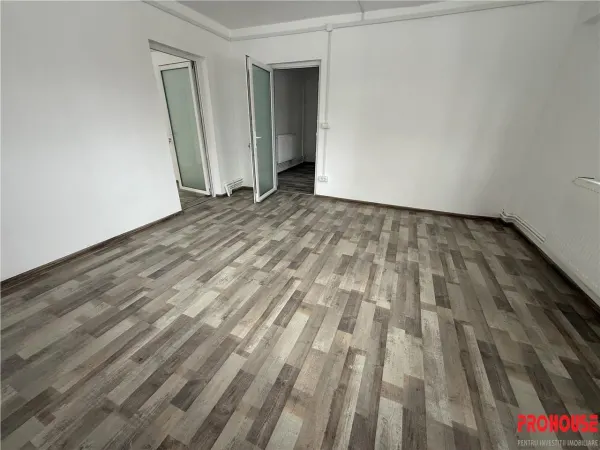 Spațiu comercial Bacău - poza 9