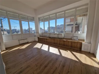 RECO spatiu comercial ultracentral - Oradea