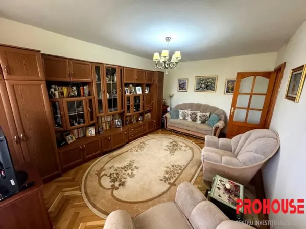 Apartament 2 camere Bacău - poza 1