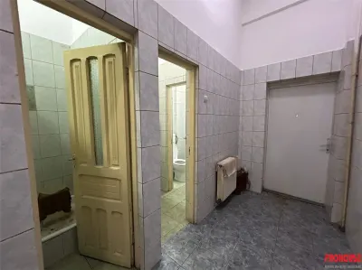 Spatiu comercial stradal - 230 mp - vanzare/inchiriere - foto 7