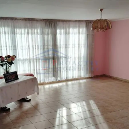 Casă 6 camere Liteni - poza 1