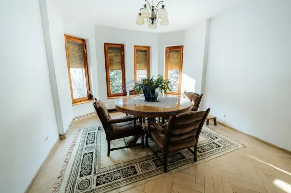 Casă 6 camere Bucsoaia - poza 6
