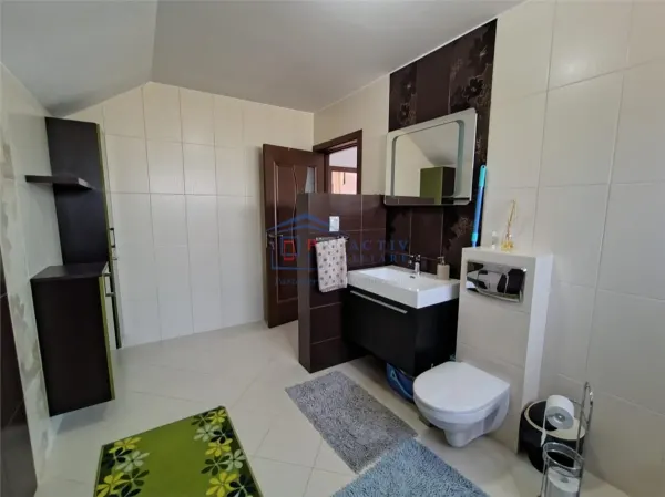 Casă 4 camere Ipotești - poza 12