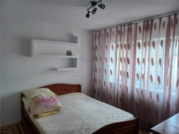 Apartament 3 camere Suceava - poza 3