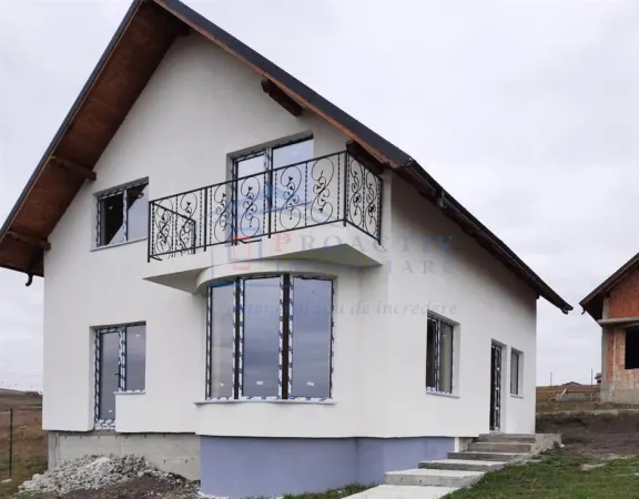 Casă 4 camere Suceava - poza 1