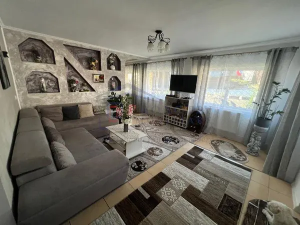 Casă 7 camere Suceava - poza 1