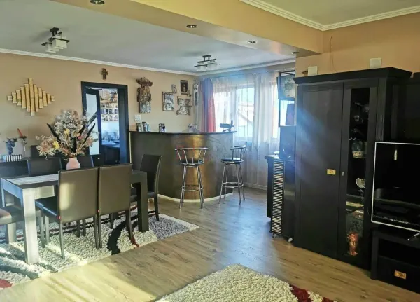 Casă 4 camere Suceava - poza 1