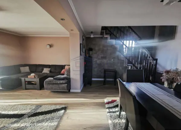 Casă 4 camere Suceava - poza 2