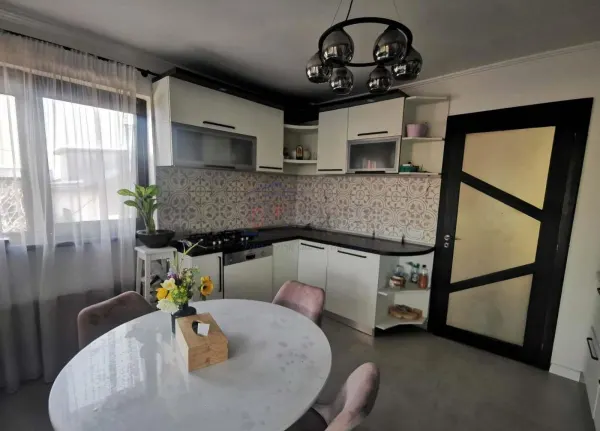 Casă 4 camere Suceava - poza 4