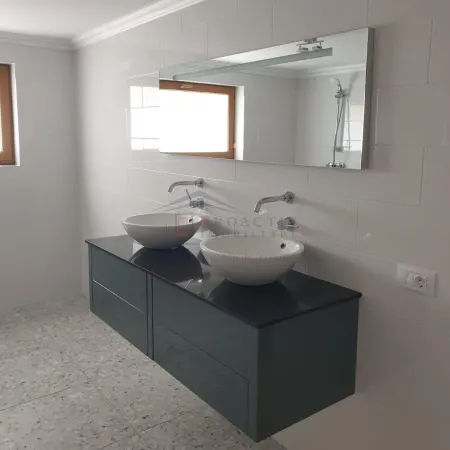 Casă 6 camere Valeni-Stanisoara - poza 8