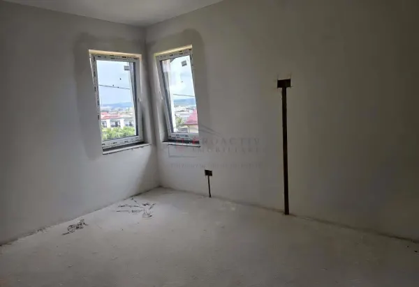 Casă 5 camere Suceava - poza 2