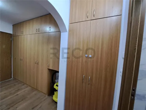 Apartament 2 camere Oradea - poza 2