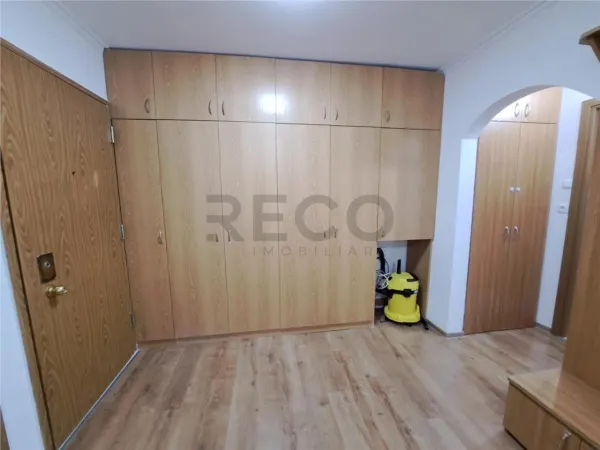 Apartament 2 camere Oradea - poza 4