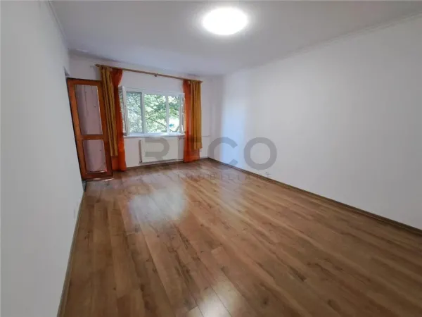 Apartament 2 camere Oradea - poza 9