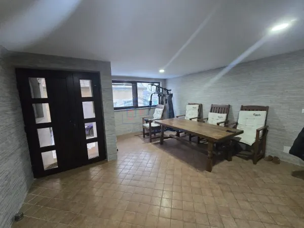 Casă 4 camere Mitocu Dragomirnei - poza 1