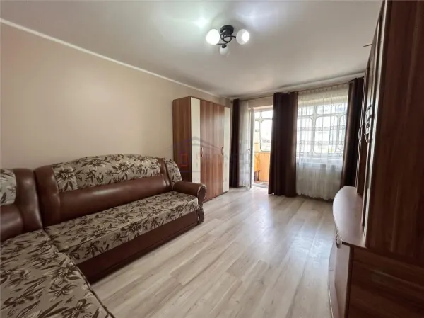 Apartament 3 camere Suceava - poza 1