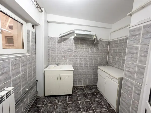 Apartament 3 camere Suceava - poza 8