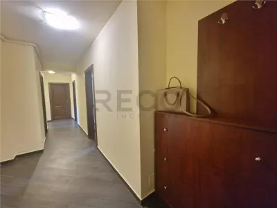 RECO Apartament 3 camere ultracentral - foto 17
