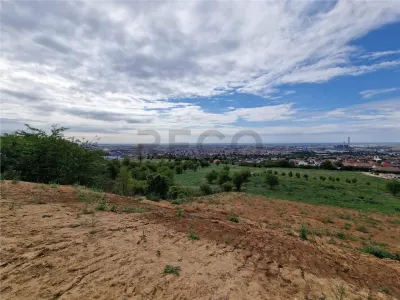 RECO Teren  intravilan- panorama asupra orasului -str. Caisilor - foto 13