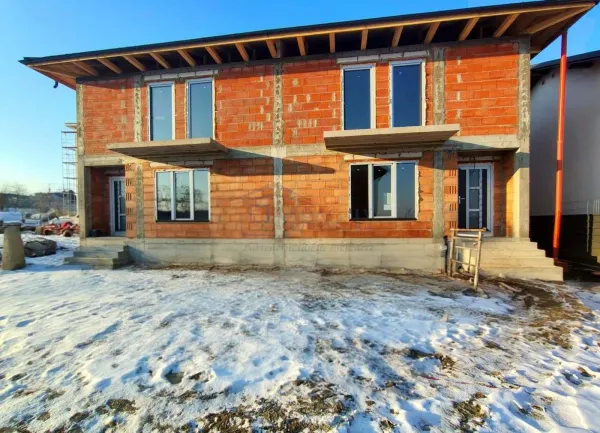 Casă 4 camere Ipotești - poza 2