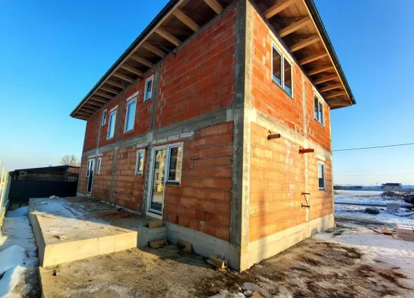 Casă 4 camere Ipotești - poza 3