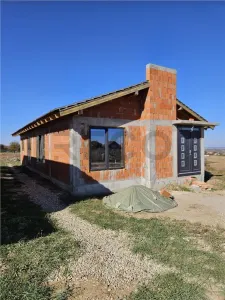 Reco Casa in Paleu cu Toate Utilitatile - Paleu