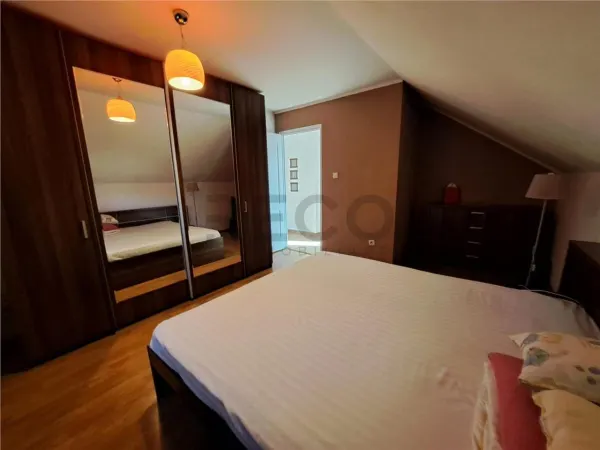 Casă 4 camere Paleu - poza 12